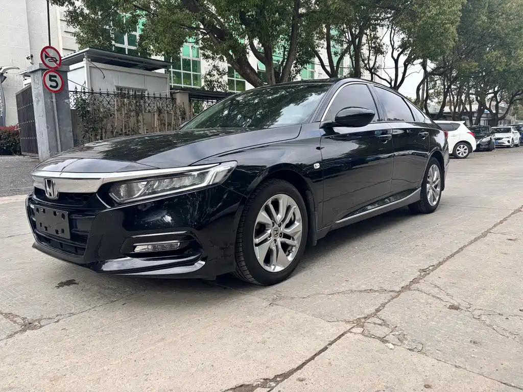Honda Accord 2019 — фото 3