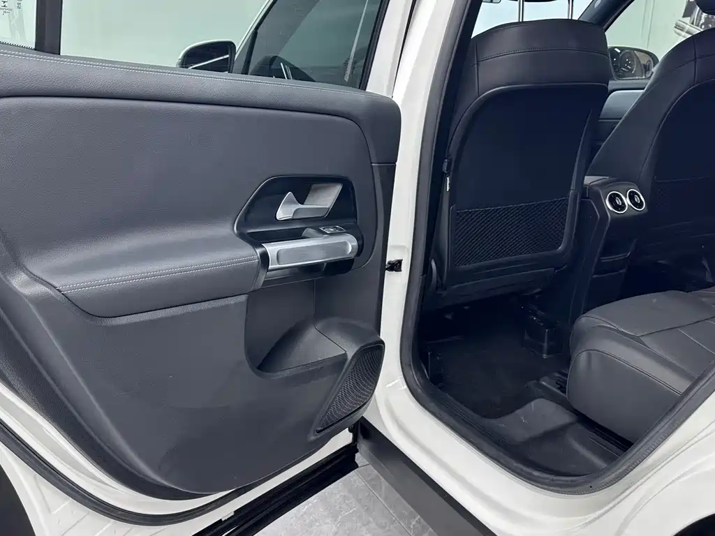 Mercedes-Benz GLB 2020 — фото 10