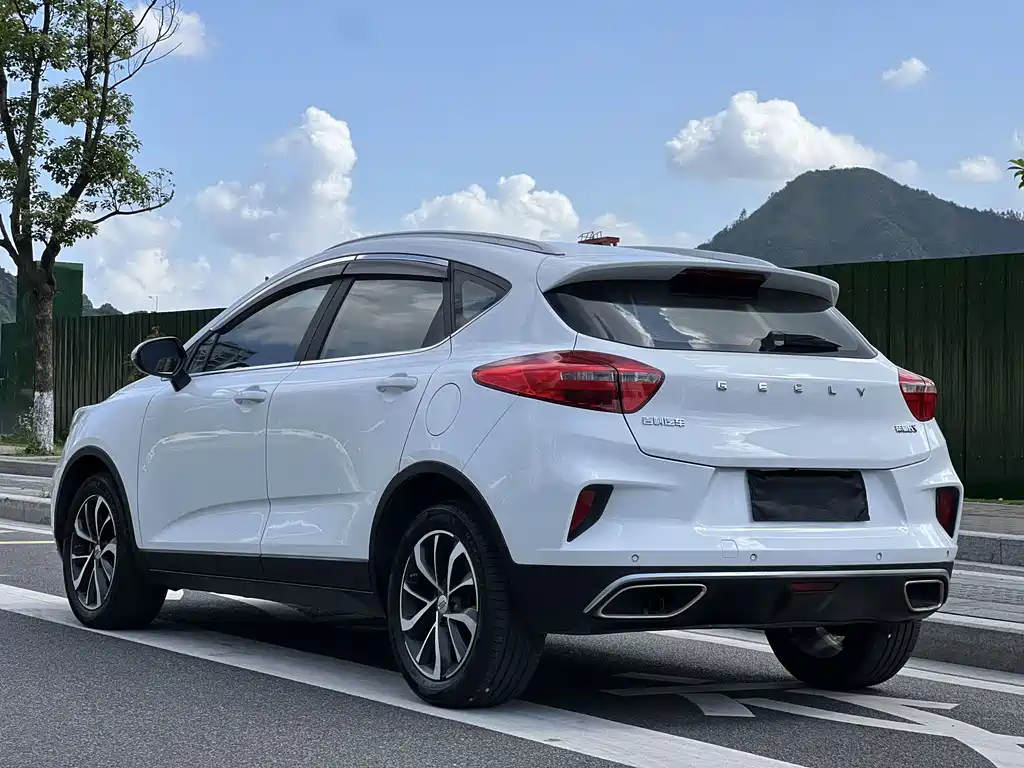Geely Emgrand GS 2019 — фото 16