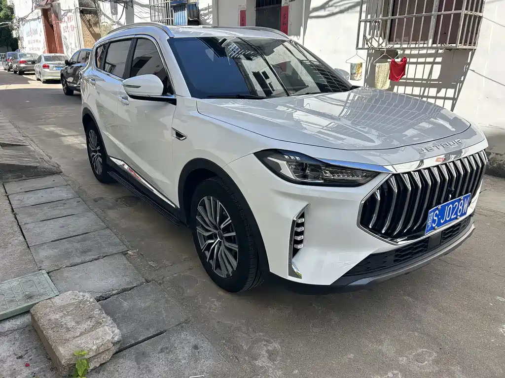 Jetour X70 PLUS 2025