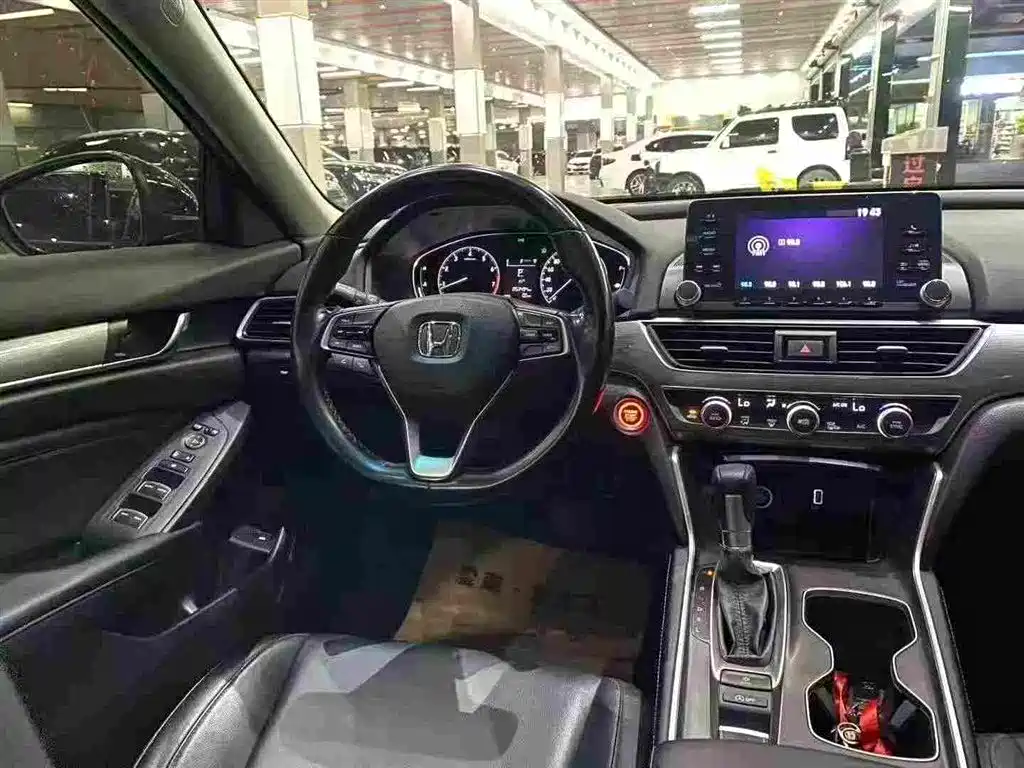Honda Accord 2021 — фото 5