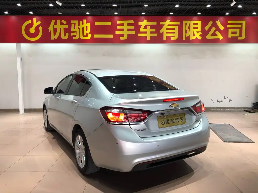 Chevrolet Cruze 2015 — фото 30