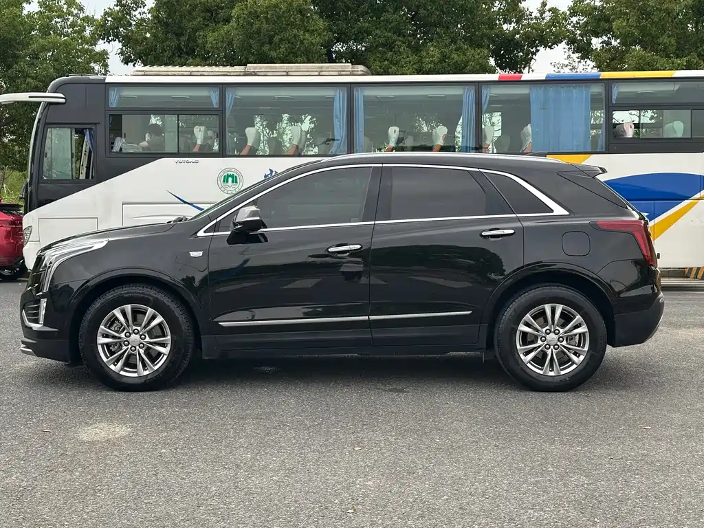 Cadillac XT5 2020 — фото 7