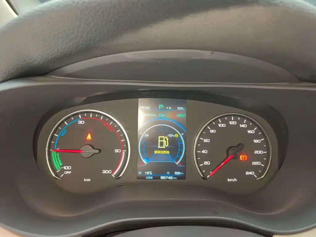 BYD Song MAX New Energy 2022 — фото 12