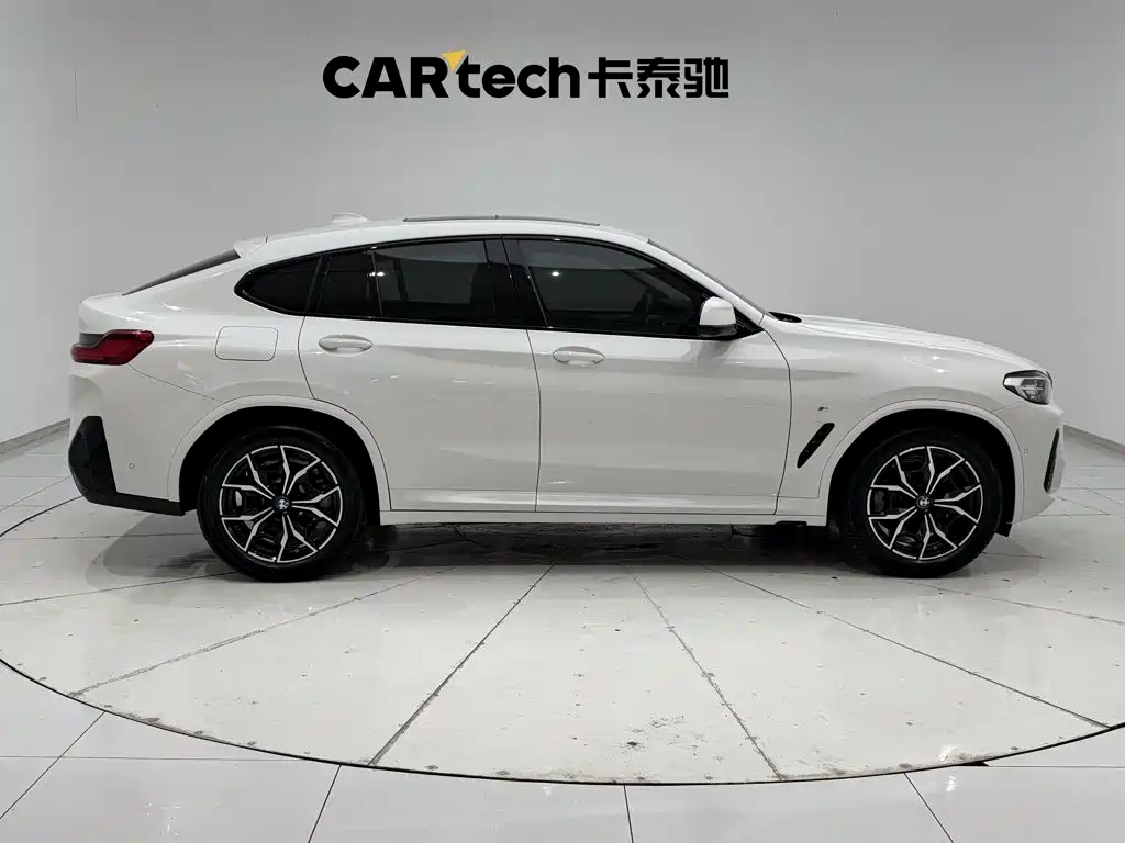 BMW X4 2023 — фото 4