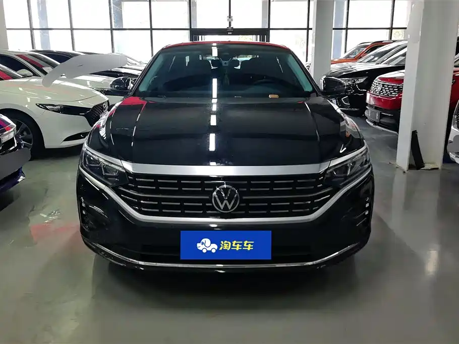 Volkswagen Passat 2024