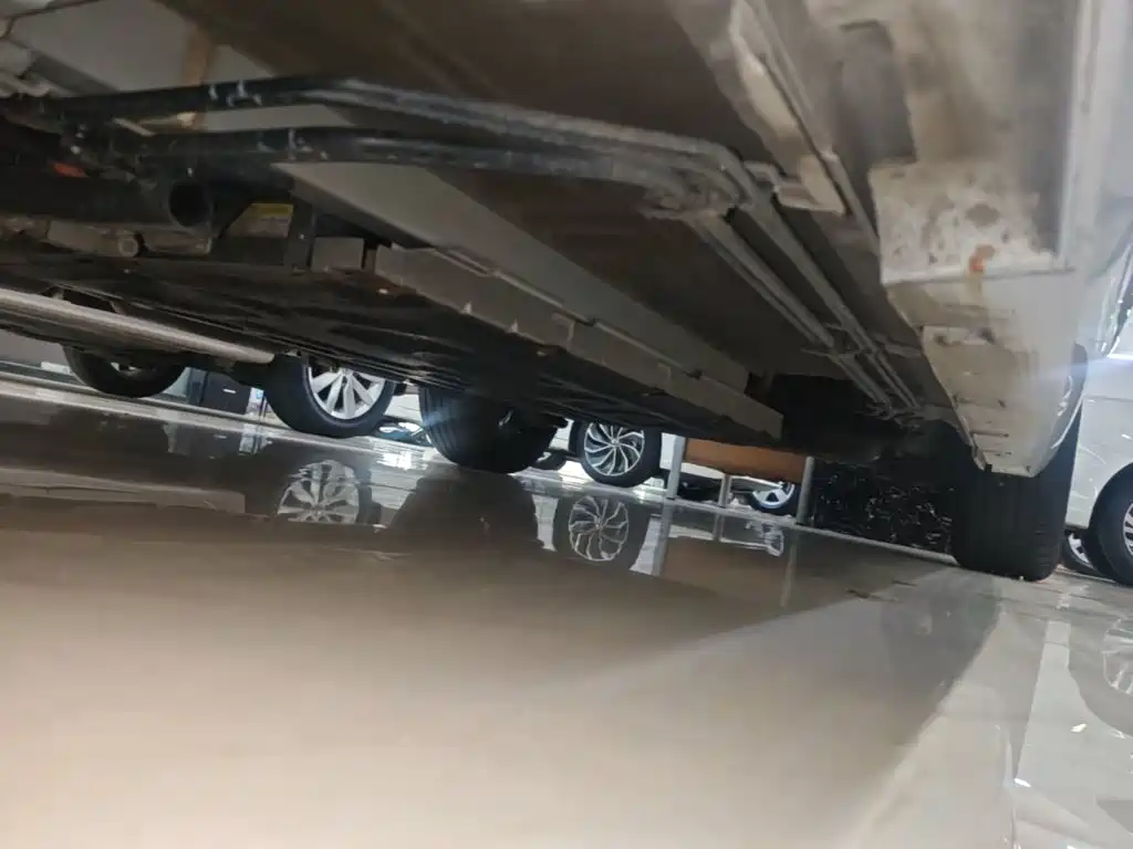 BYD Qin PLUS 2025 — фото 22
