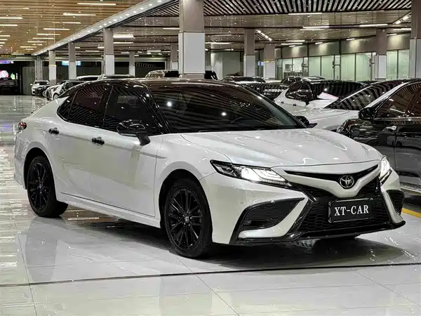Toyota Camry 2023