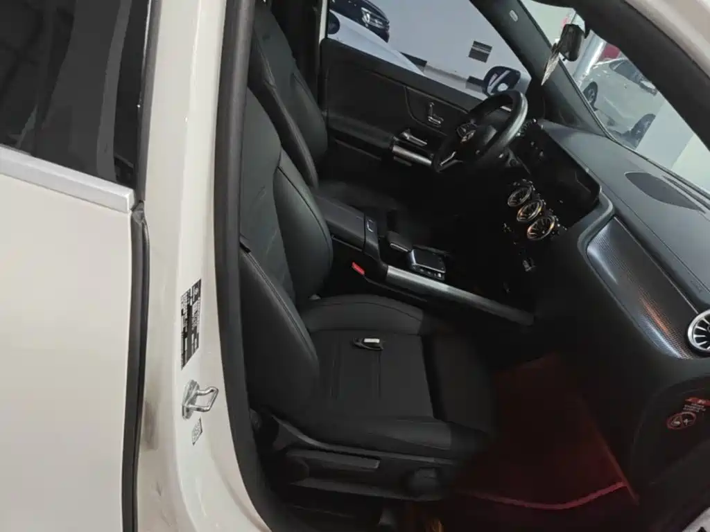Mercedes-Benz GLA 2022 — фото 25
