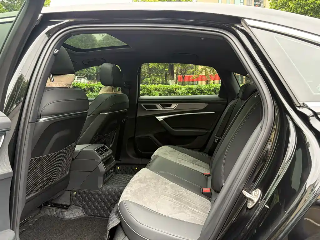 Audi A6L 2024