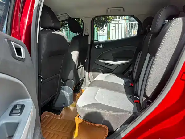 Ford EcoSport 2014