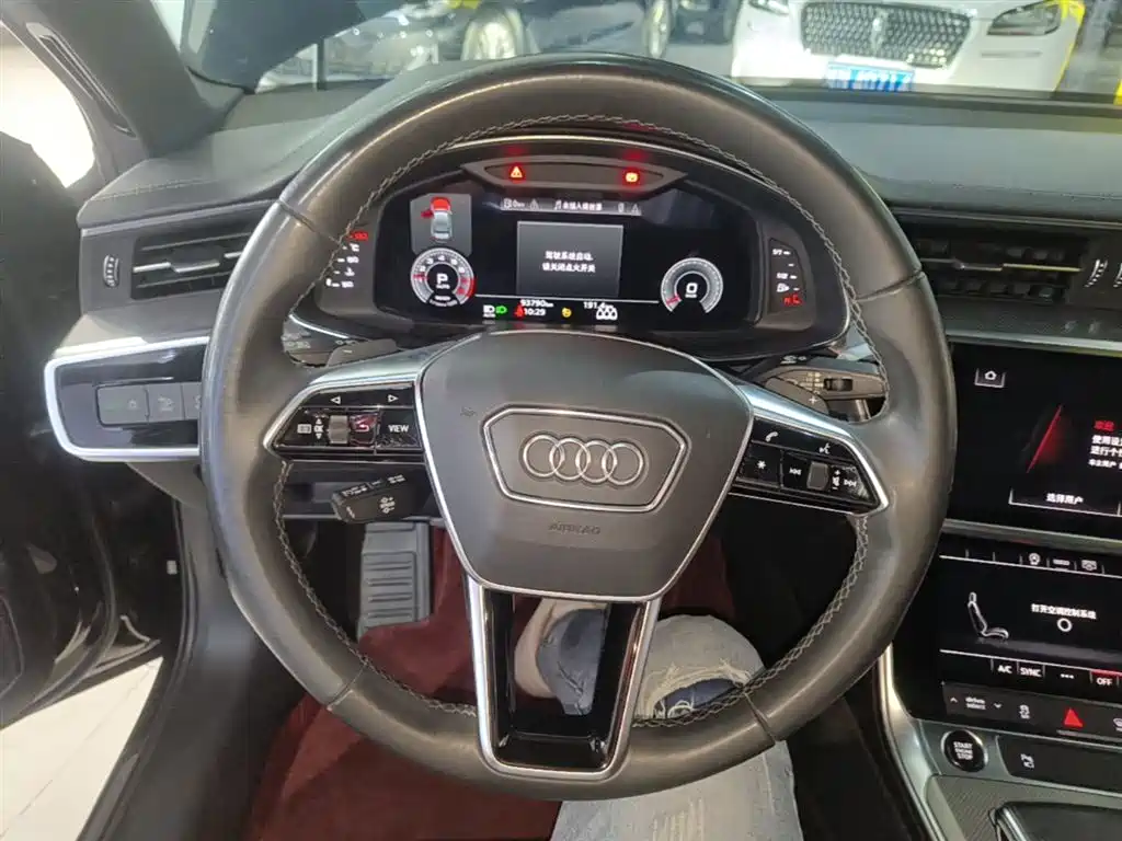 Audi A6L 2022 — фото 11