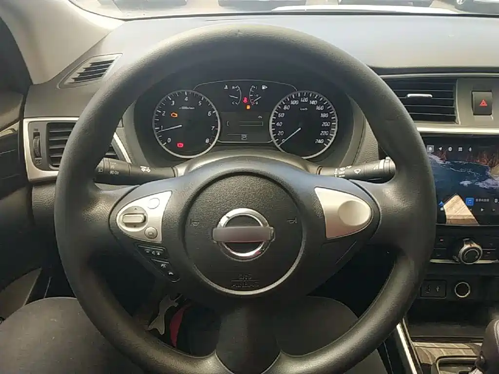 Nissan Sylphy 2021 — фото 11