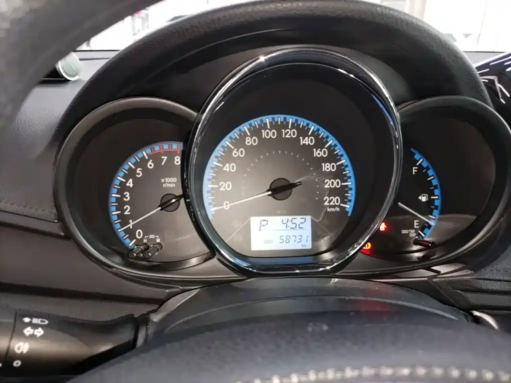 Toyota Vios 2018 — фото 12