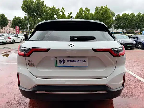 NIO ES6 2021