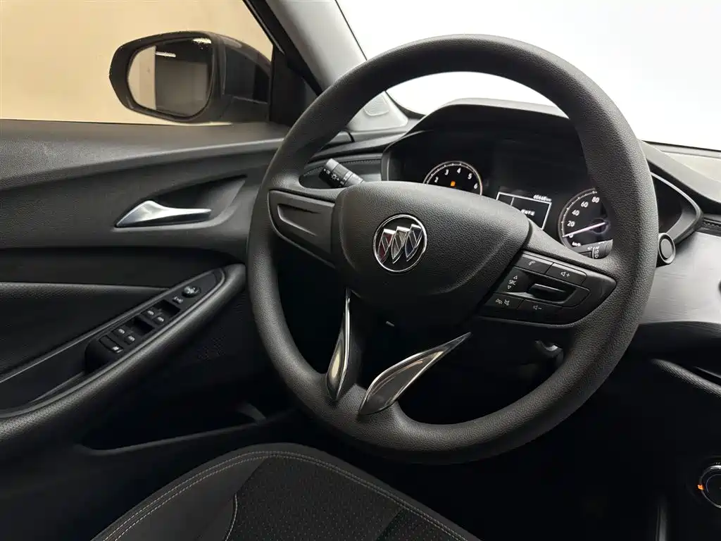 Buick Verano 2023 — фото 10