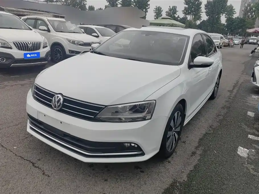 Volkswagen Sagitar 2017