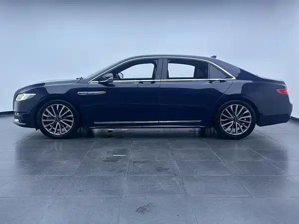 Lincoln Continental 2018