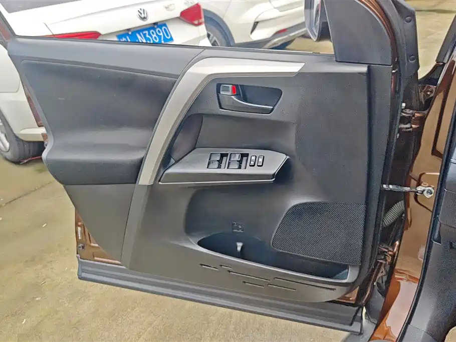 Toyota RAV4 2018