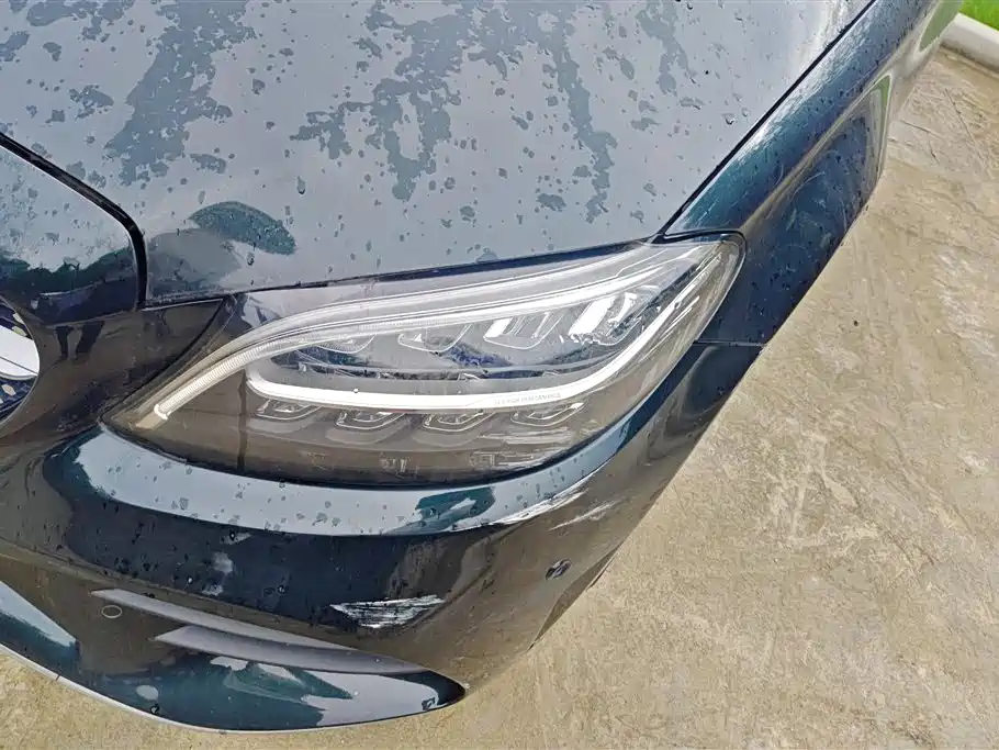 Mercedes-Benz C-Class 2020