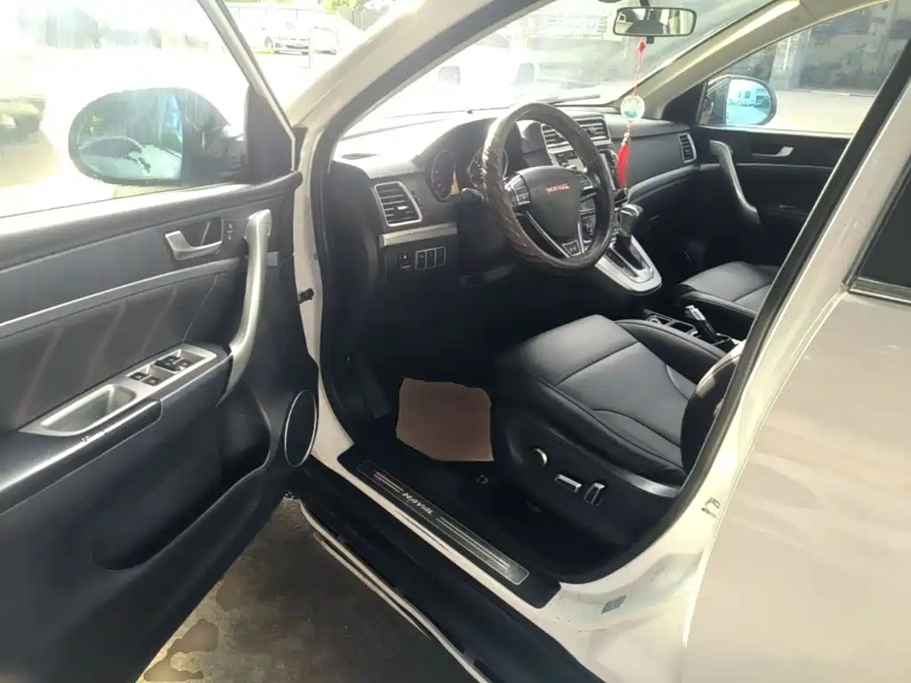 Haval H6 2015 — фото 16