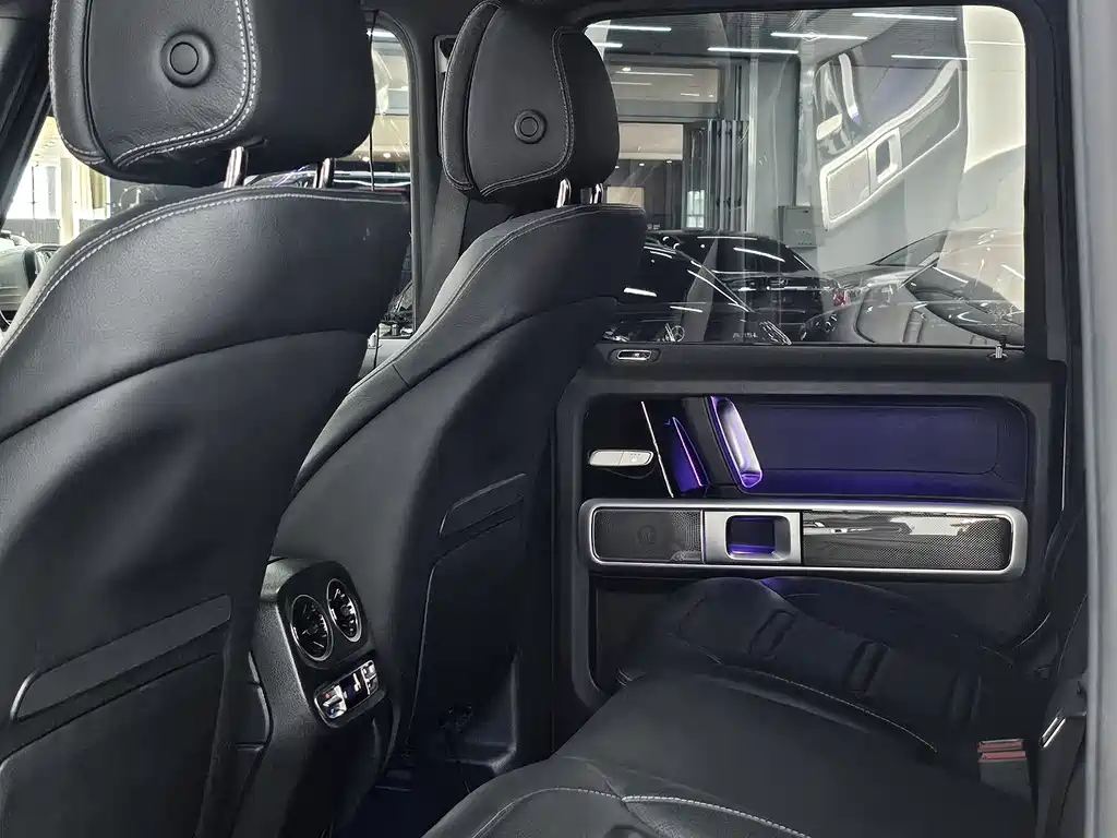 Mercedes-Benz G-Class 2018 — фото 13