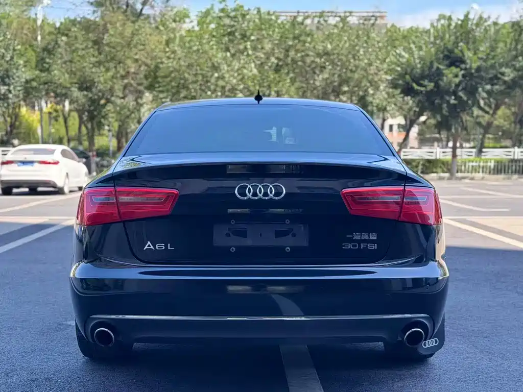 Audi A6L 2014 — фото 11