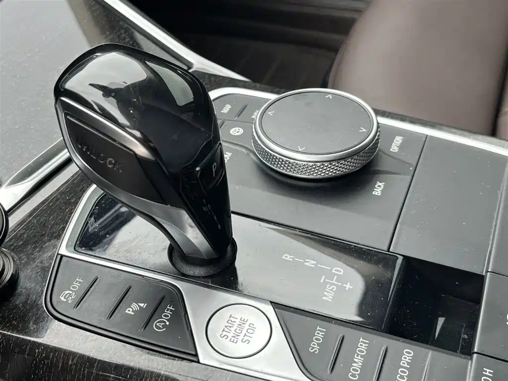 BMW 3 Series 2020 — фото 12