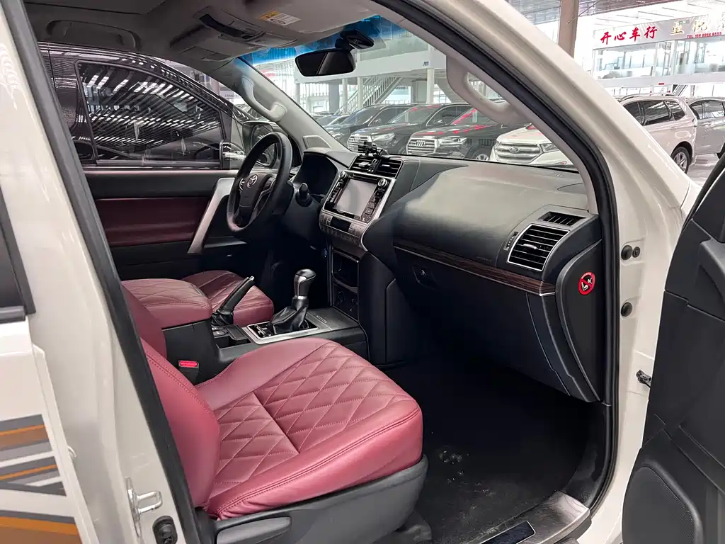 Toyota Prado 2019
