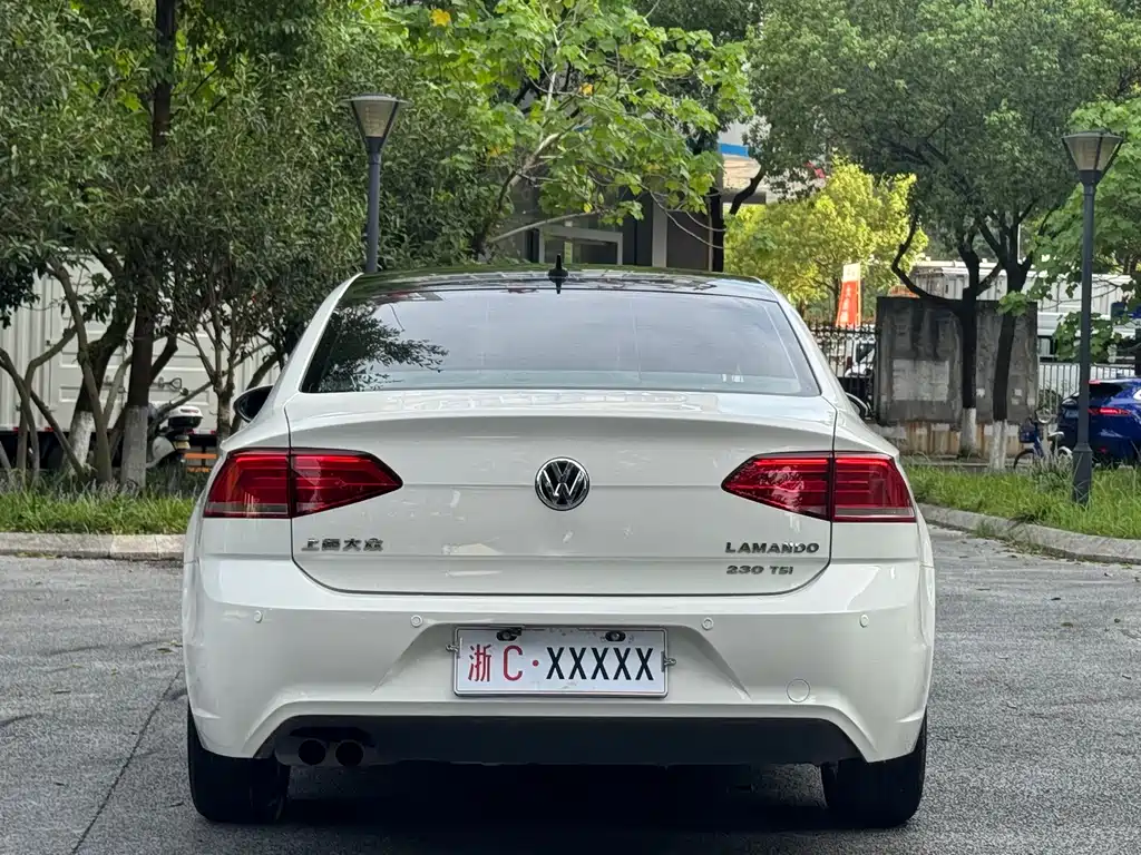 Volkswagen Lamando 2015
