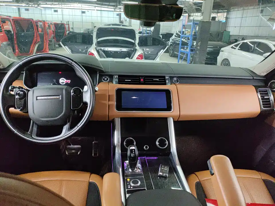 Land Rover Sport 2022 — фото 3