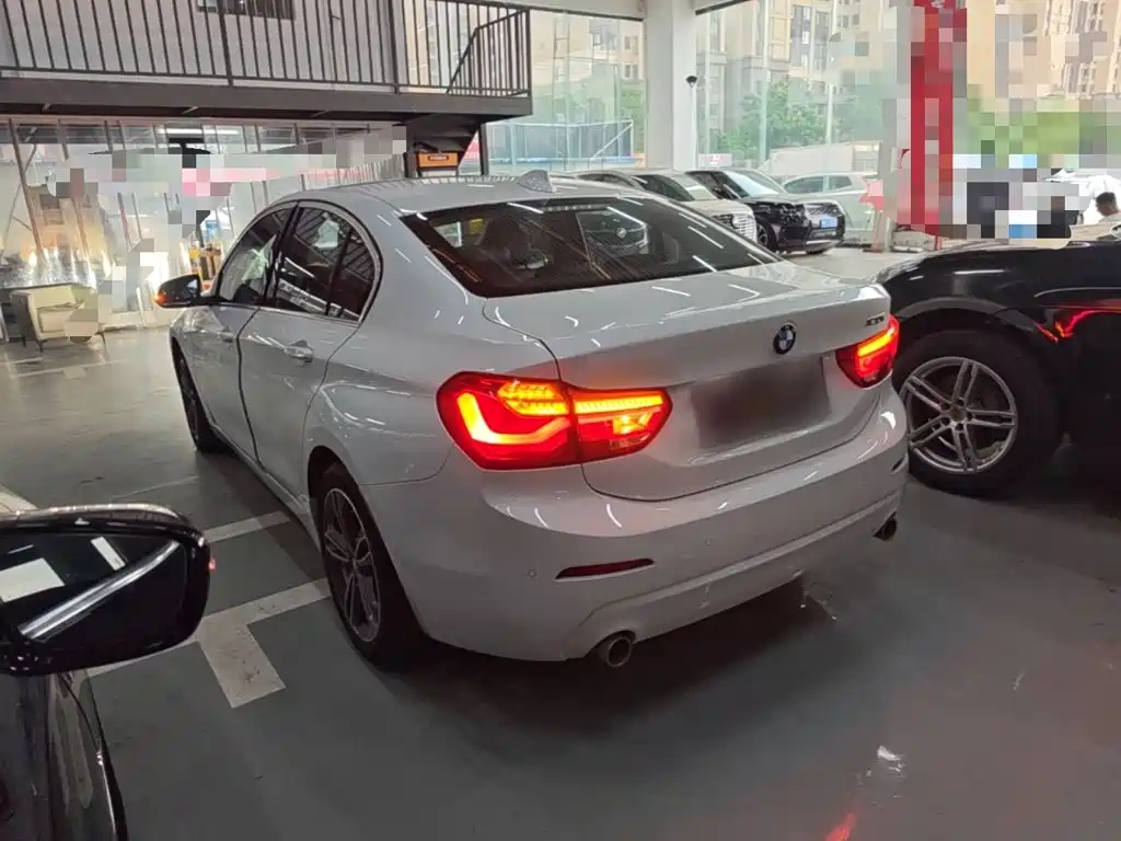 BMW 1 Series 2020