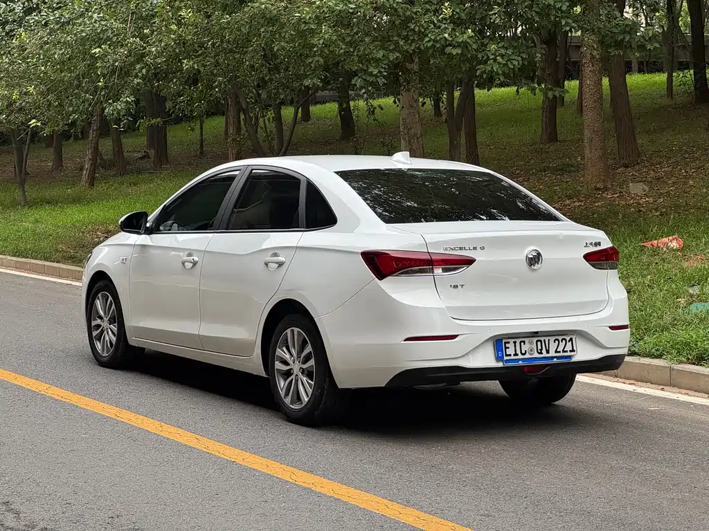 Buick Excelle 2019