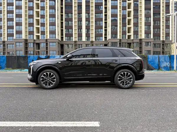 Cadillac XT5 2025