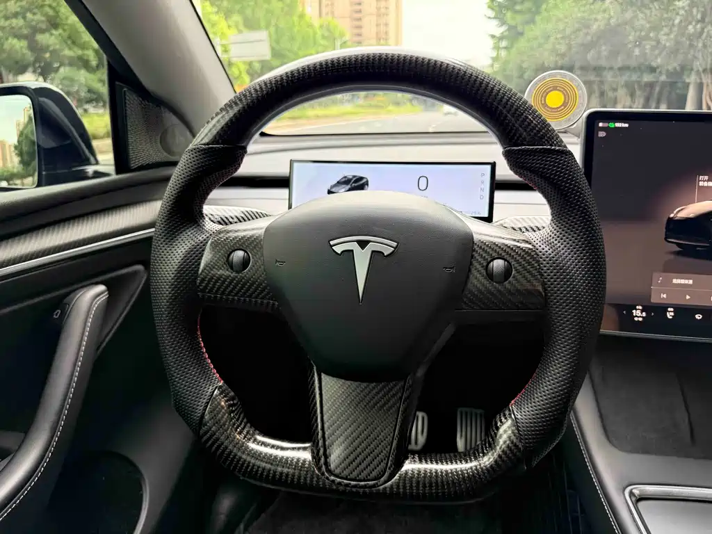 Tesla Model Y 2022 — фото 14