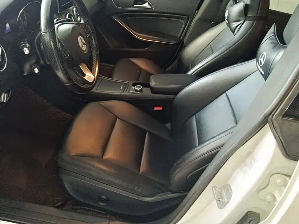 Mercedes-Benz CLA 2015 — фото 15