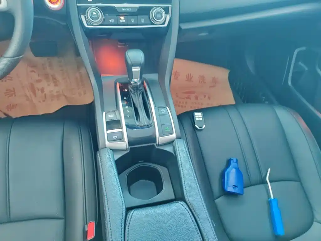 Honda Civic 2019 — фото 14