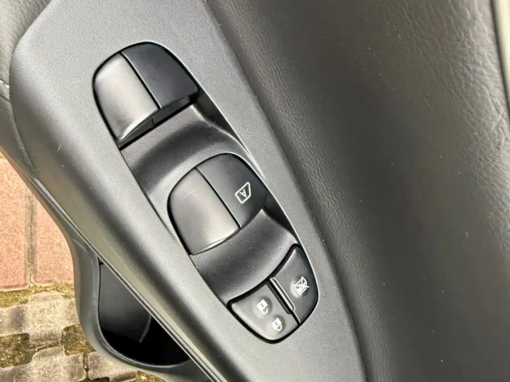Nissan Sylphy 2023 — фото 21