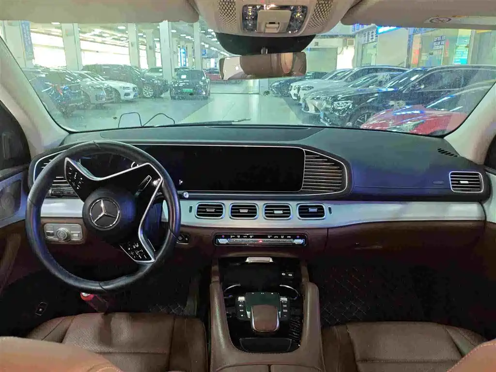Mercedes-Benz GLE 2023 — фото 3