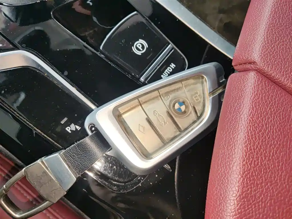BMW 5 Series 2022 — фото 17