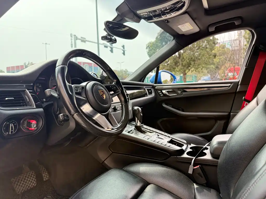 Porsche Macan 2015 — фото 7