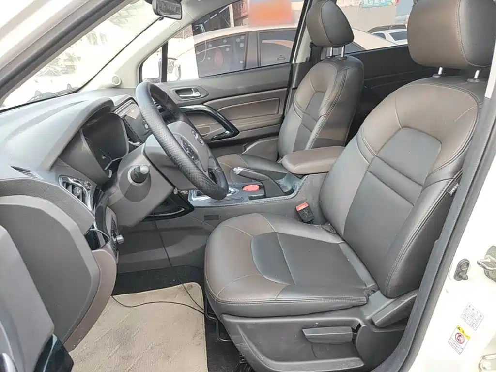 GAC Motor Trumpchi GS4 2017 — фото 11