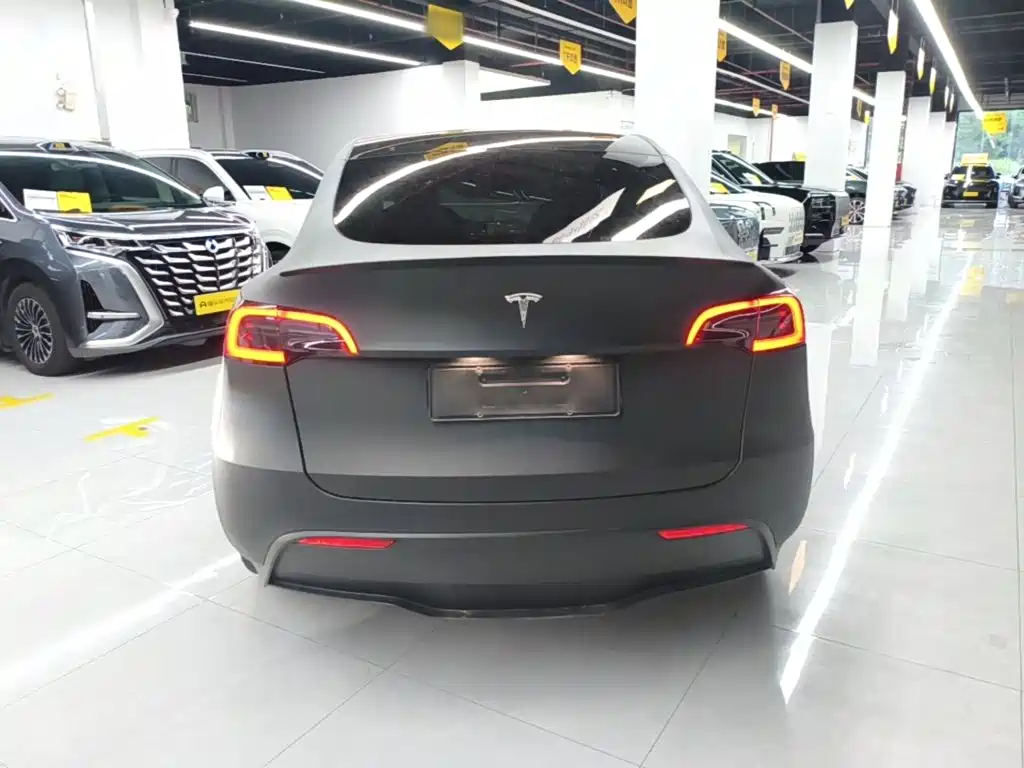 Tesla Model Y 2022 — фото 4