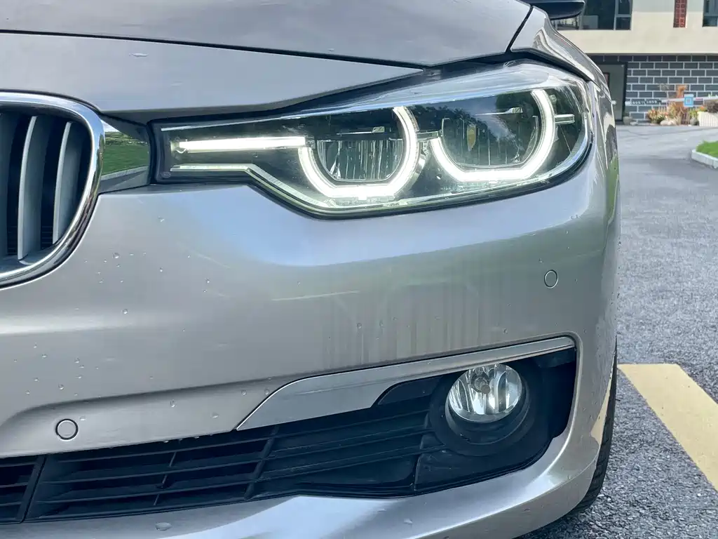 BMW 3 Series 2019