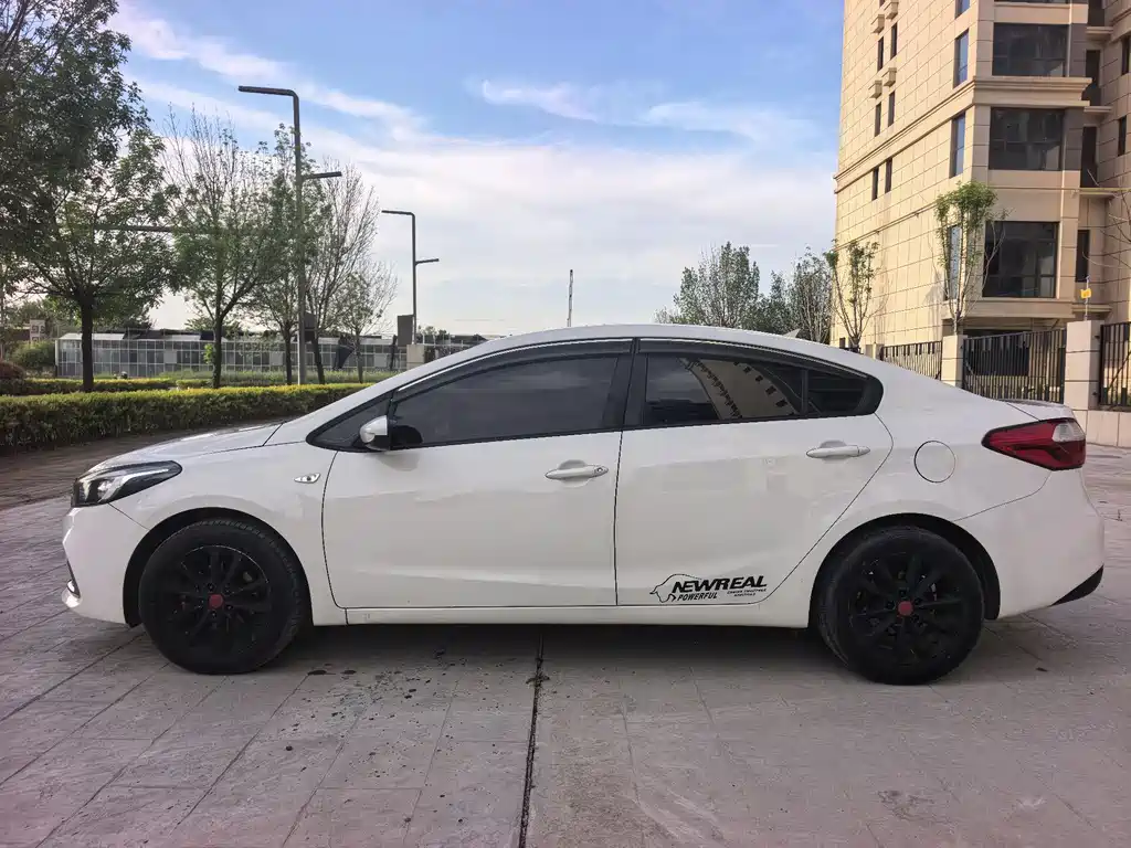 Kia K3 2016