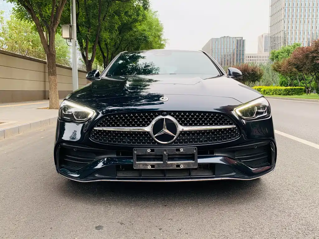 Mercedes-Benz C-Class 2023 — фото 2