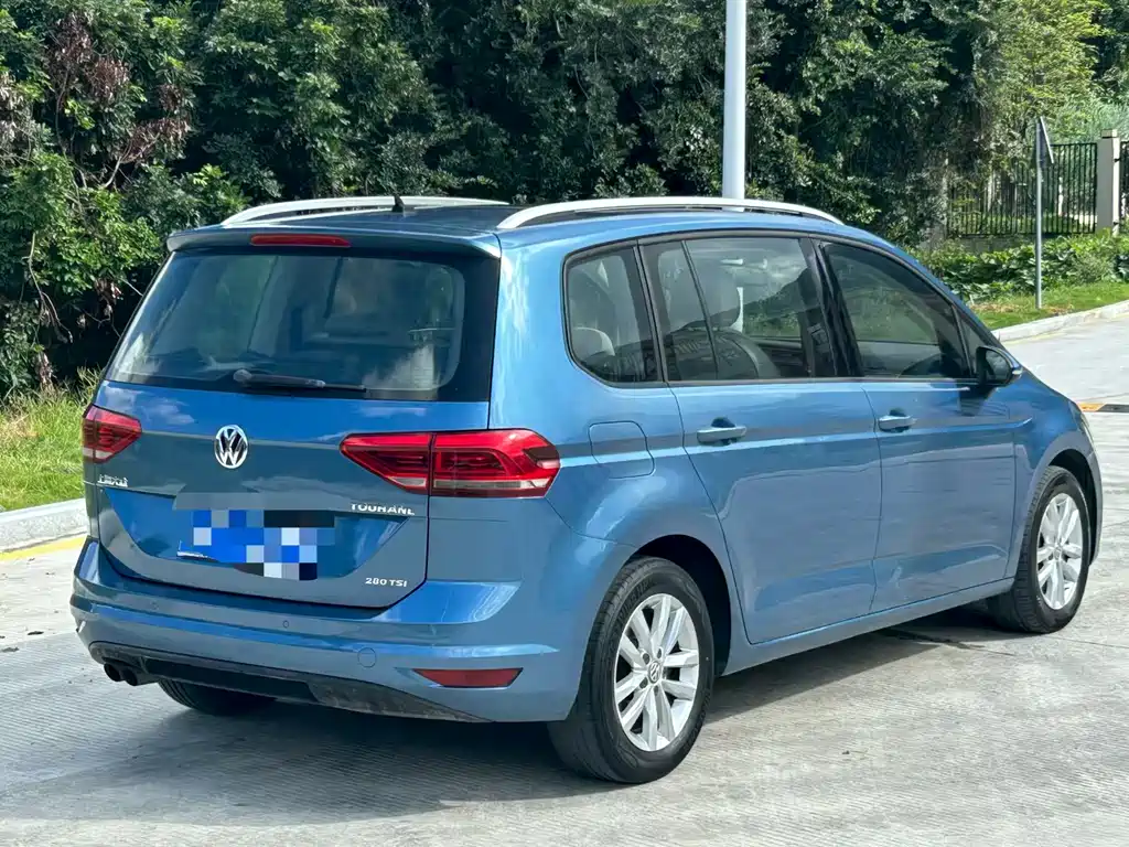 Volkswagen Touran 2016 — фото 9