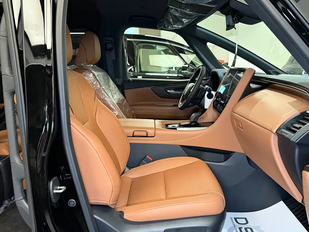 Toyota Vellfire — фото 13