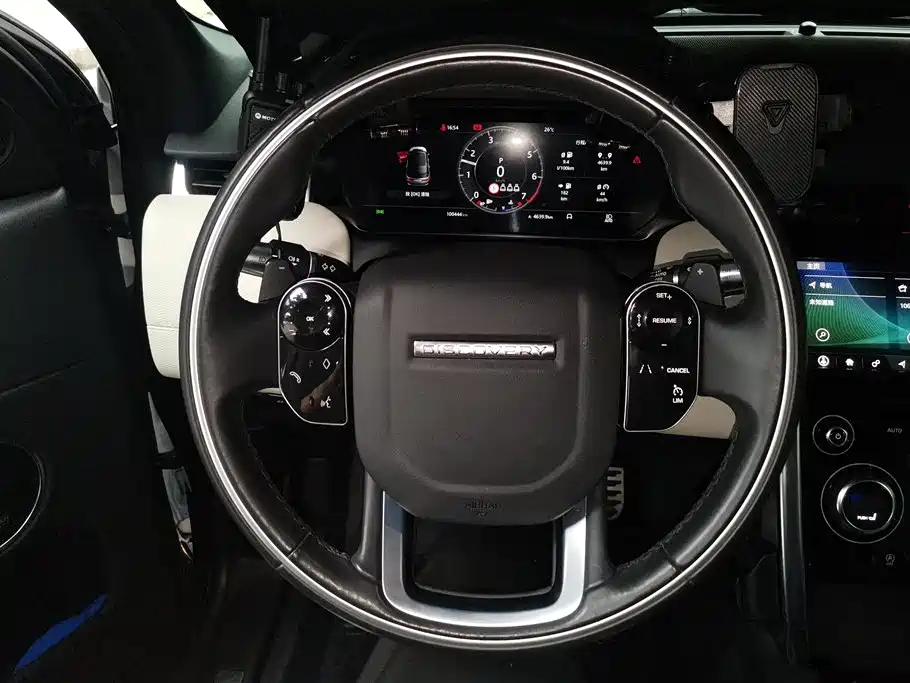 Land Rover Discovery Sport 2021 — фото 15