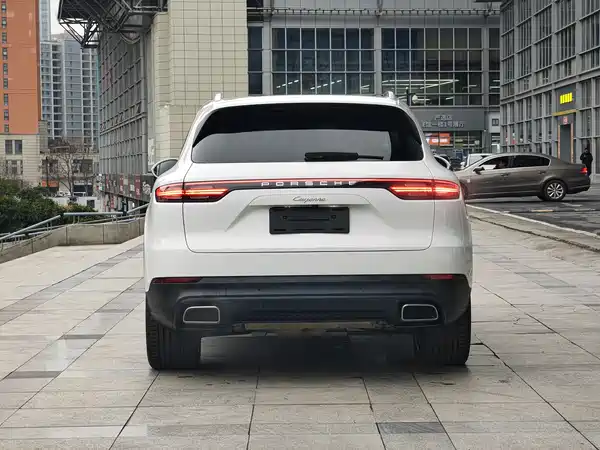 Porsche Cayenne 2019